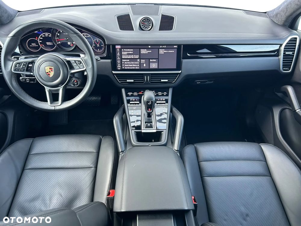 Porsche Cayenne - 14
