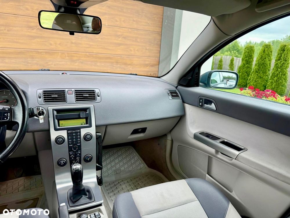 Volvo S40 T5 Kinetic - 16
