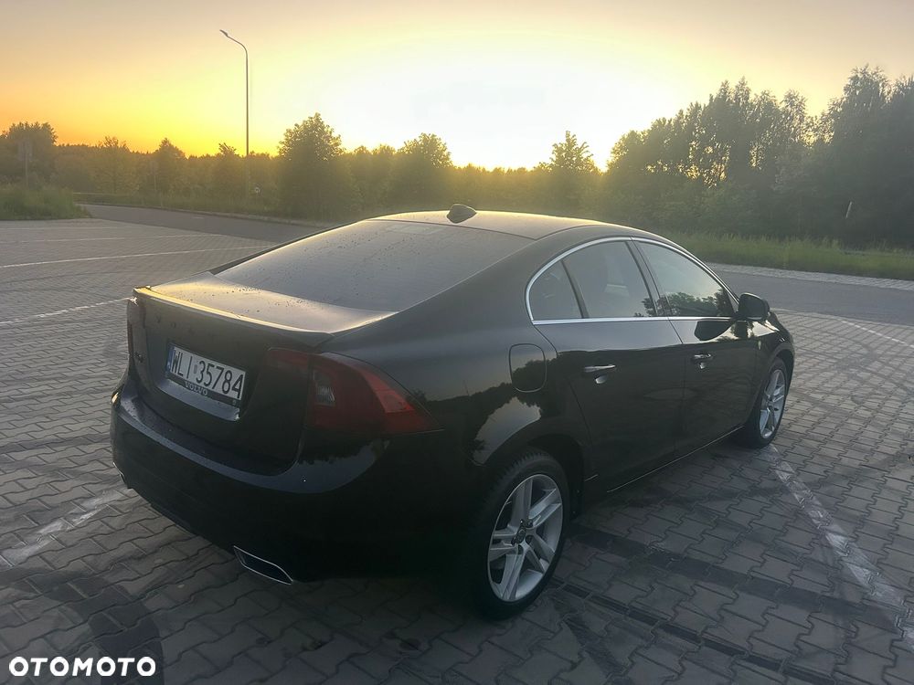 Volvo S60 D3 Drive-E Base - 25