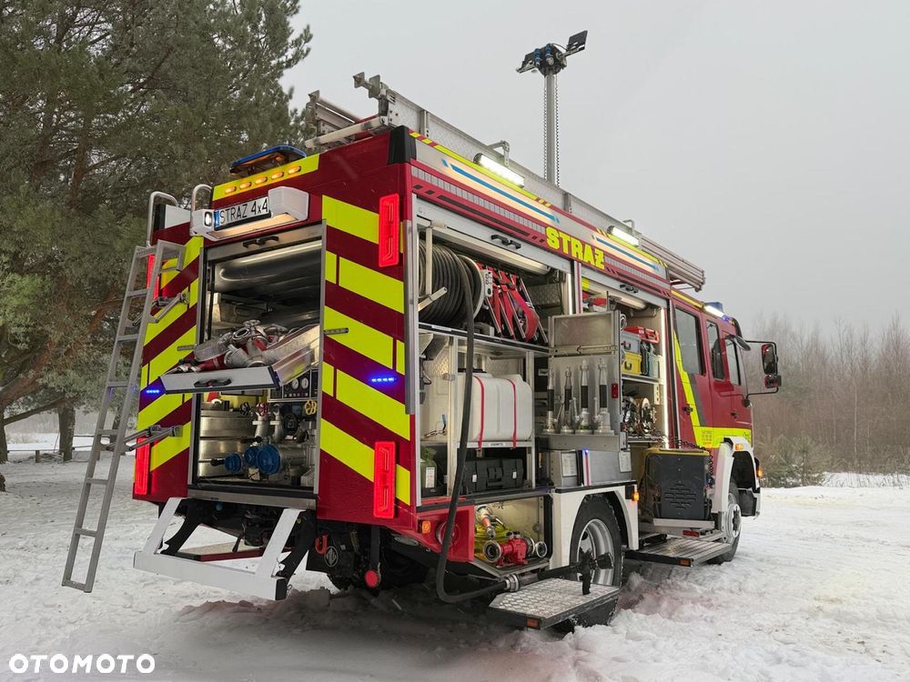 MAN Straż pożarna, Pojazd pożarniczy, Wóz strażacki, MAN L80 średni GBA 4x4 CNBOP, wyciągarka, 3000l wody, reduktor, blokady, mosty - 9