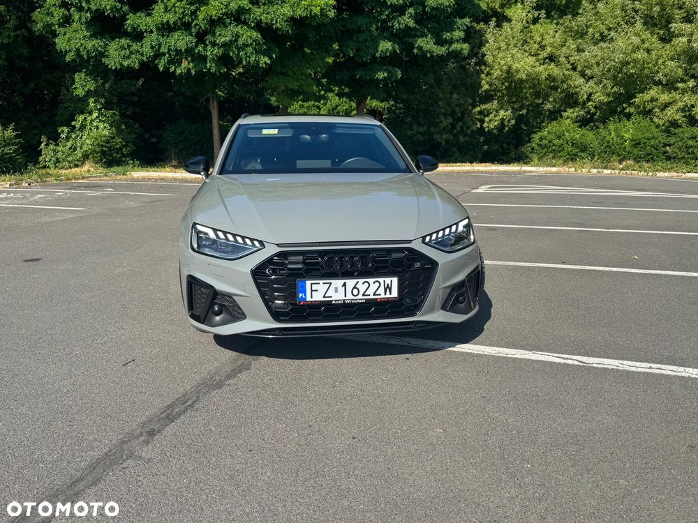 Audi A4 Avant - 30