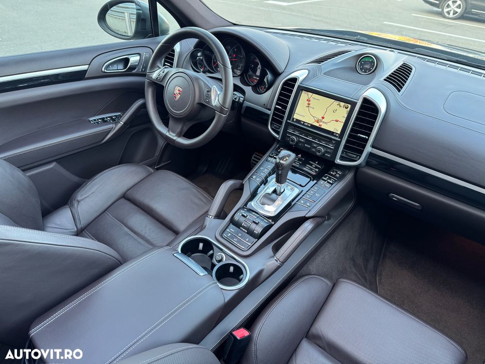 Porsche Cayenne Tiptronic S - 7