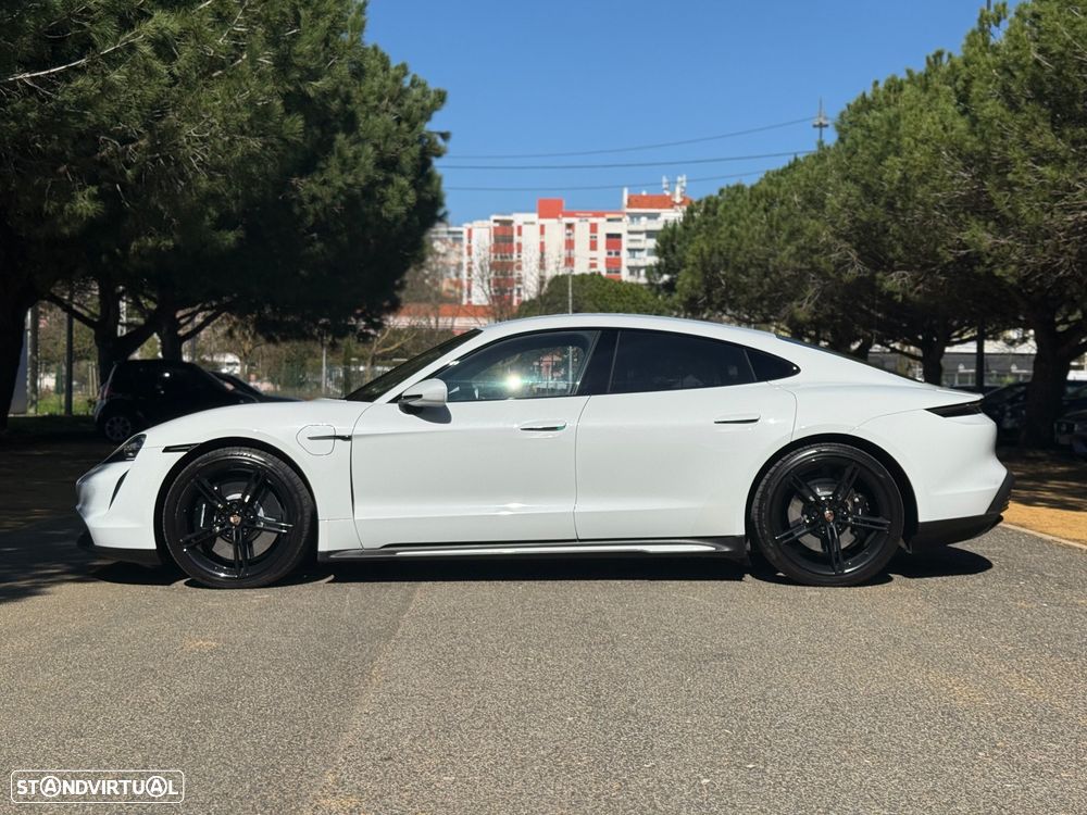 Porsche Taycan 4S Bateria Performance Plus - 11