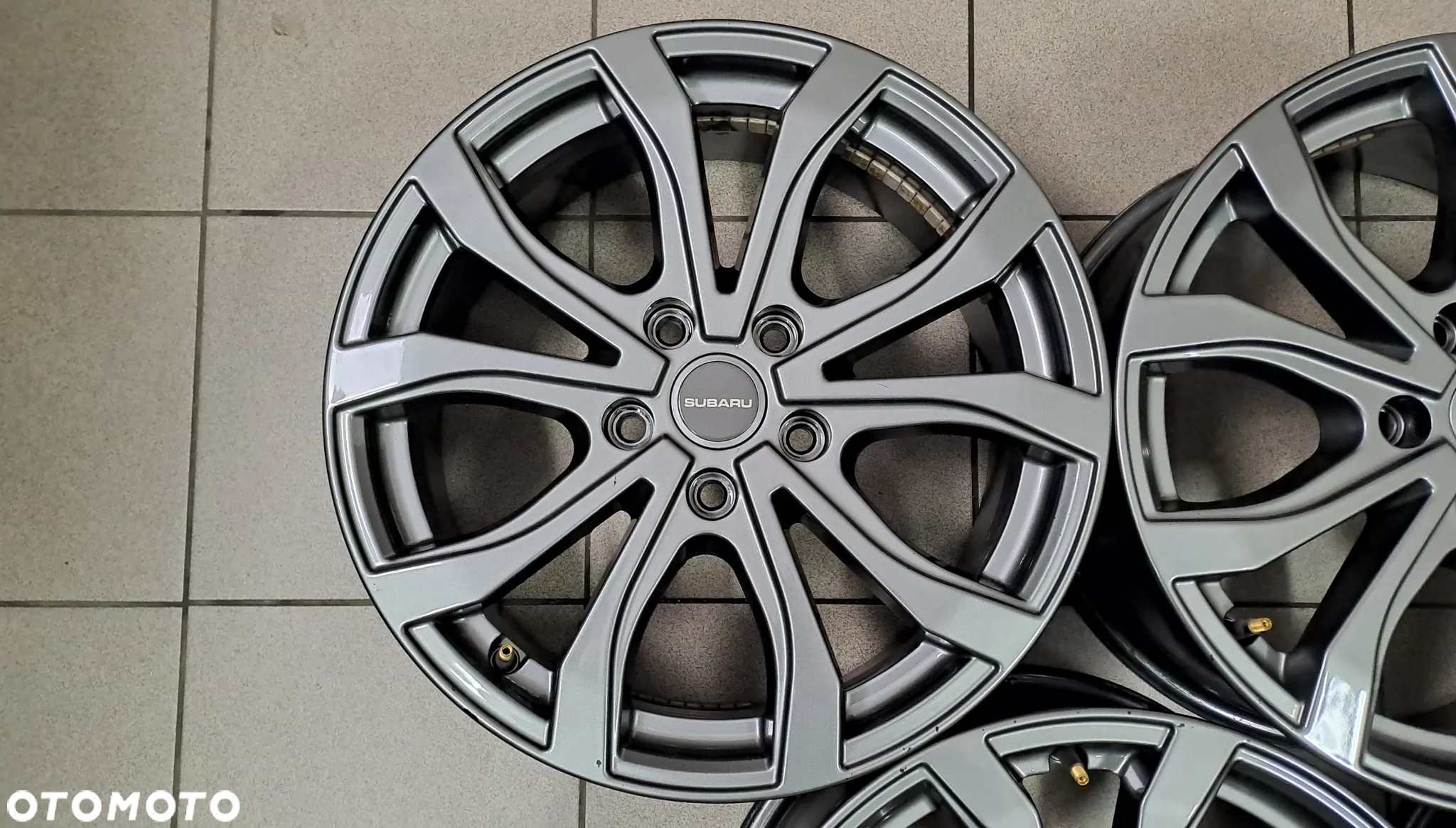 Felgi Aluminiowe 17 Subaru Outback V Levorg 5x114.3 ET 48 - 10