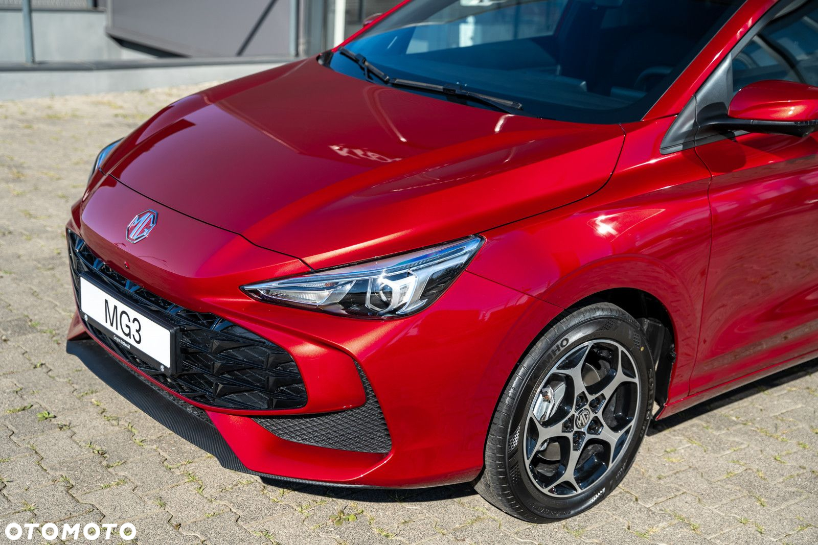MG MG3 - 8