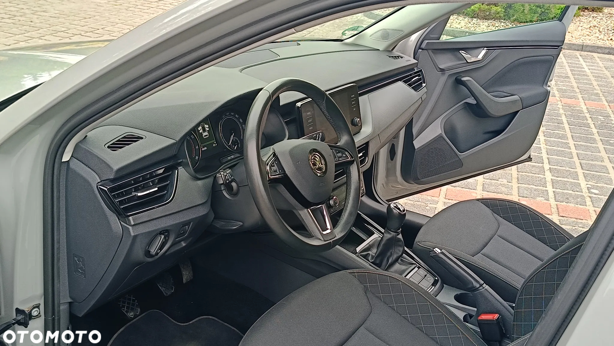 Skoda Kamiq 1.0 TSI Active - 17