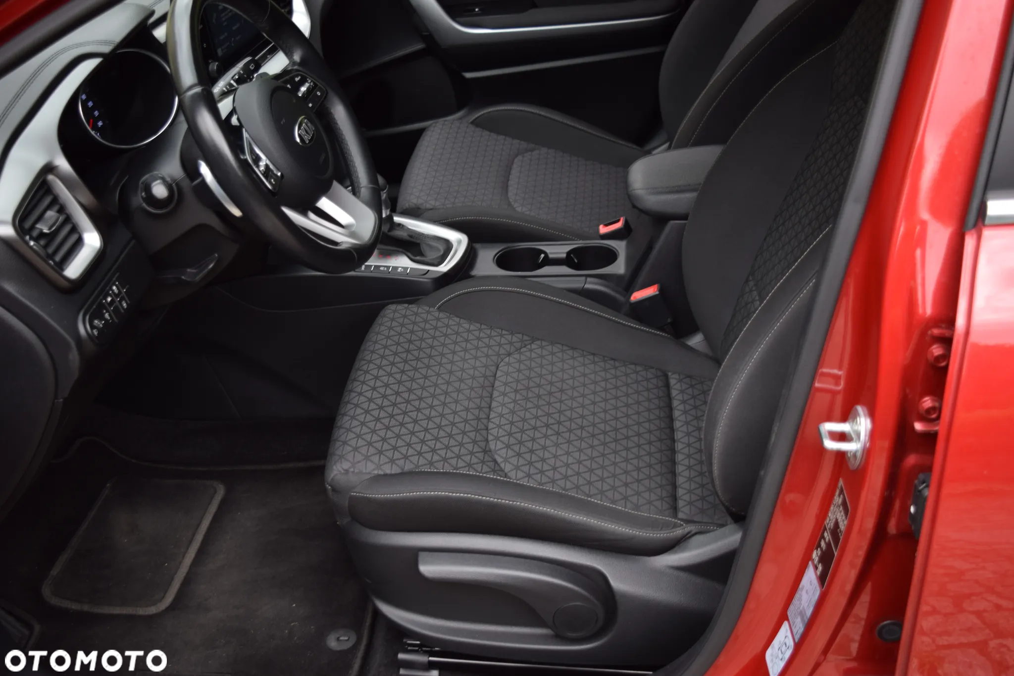 Kia Ceed 1.4 T-GDI L Business Line DCT - 14
