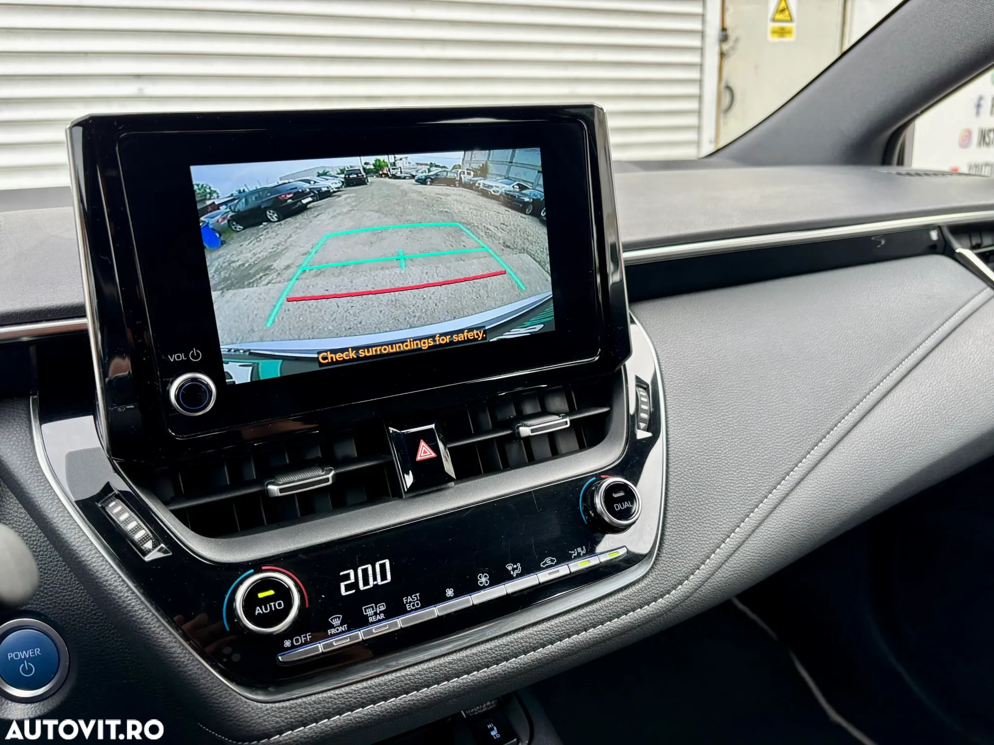 Toyota Corolla 1.8 HSD Dynamic - 29