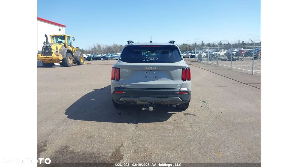 Kia Sorento - 24