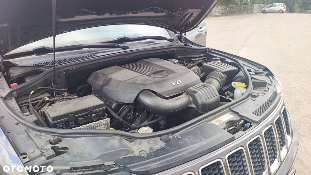 Jeep Grand Cherokee Gr 3.6 V6 Overland Summit - 28