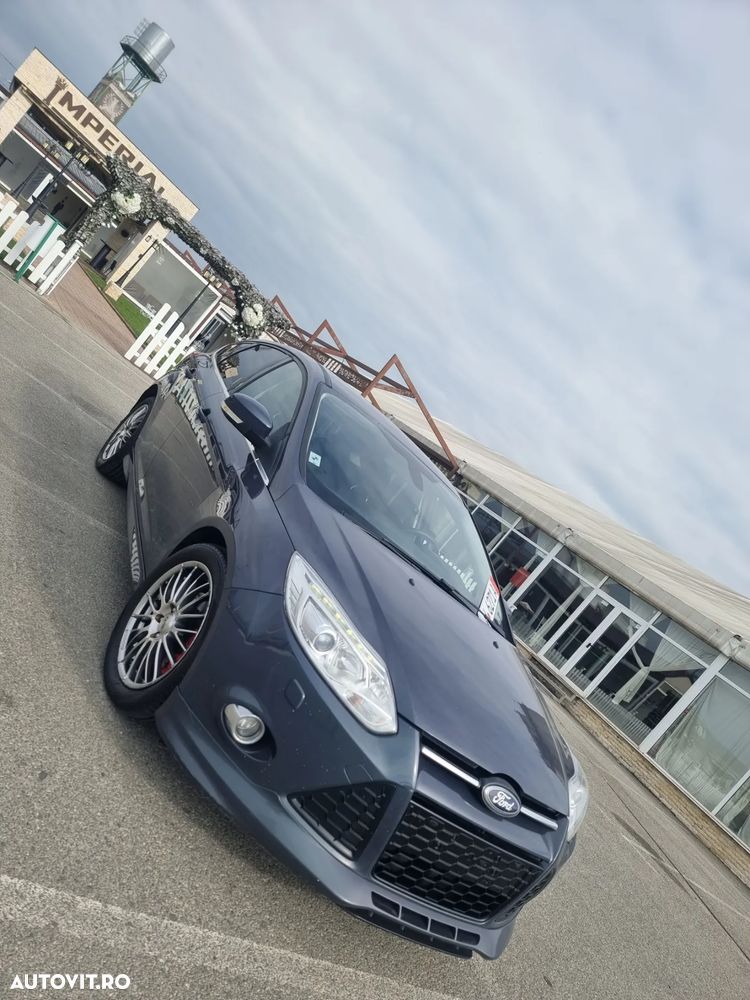 Ford Focus 2.0 TDCI DPF Titanium - 12