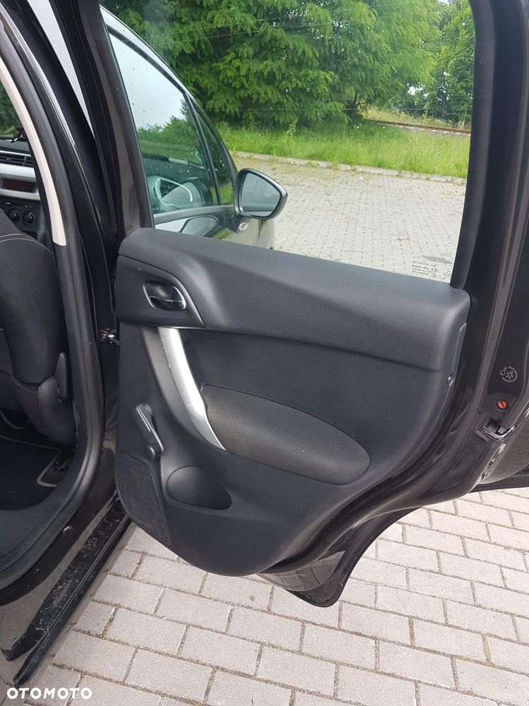 Citroën C3 VTi 95 Exclusive - 9