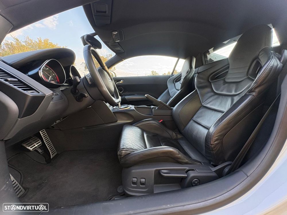 Audi R8 Coupé 5.2 FSI quattro R tronic - 12