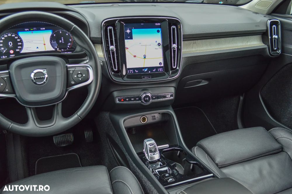 Volvo XC 40 D4 AWD Inscription - 35