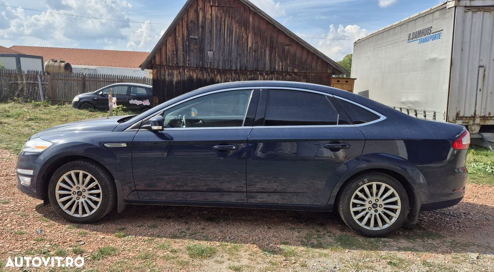 Ford Mondeo 2.0 TDCi Business Class - 11