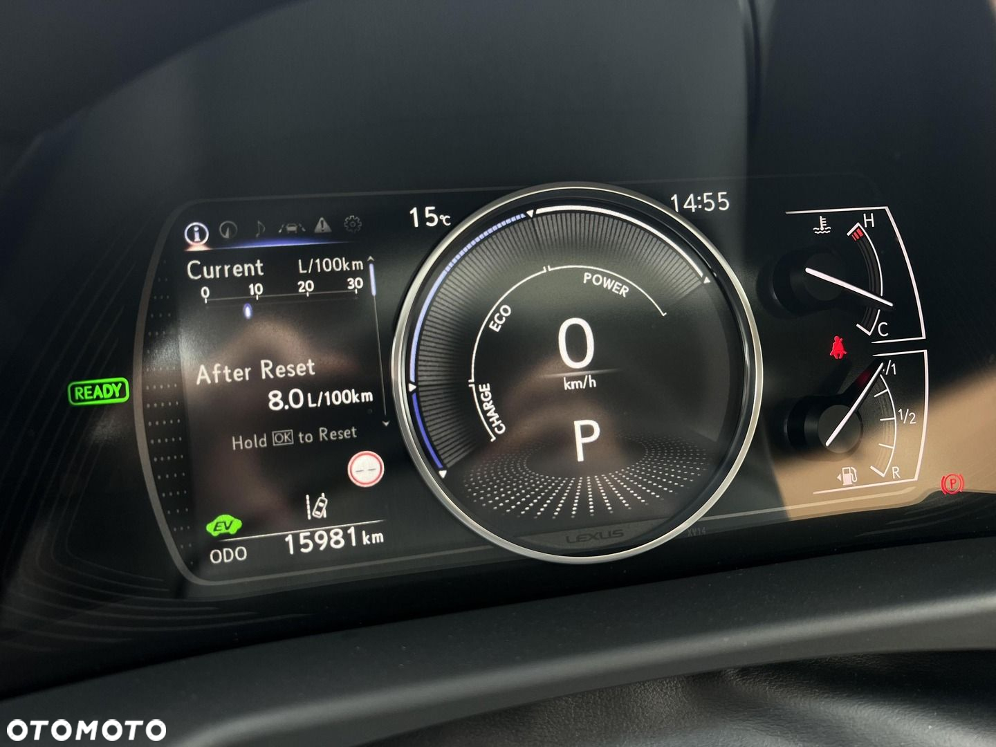 Lexus ES - 24