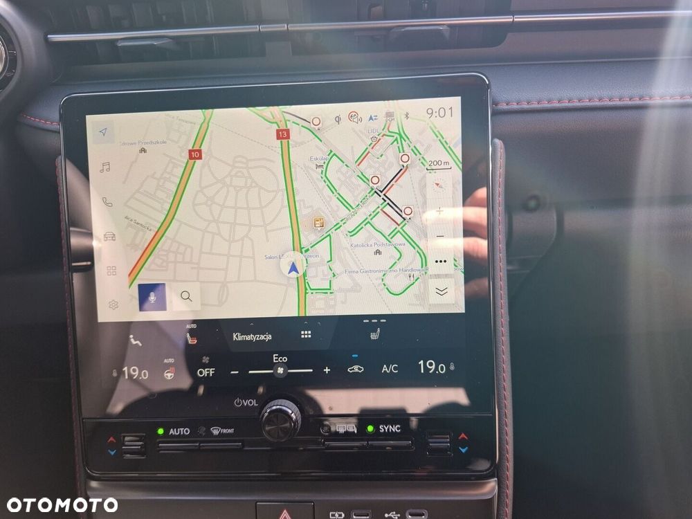 Lexus LBX 1.5 Hybrid Emotion - 33