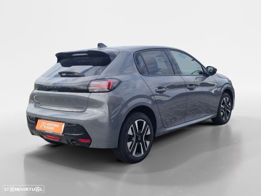 Peugeot 208 - 5