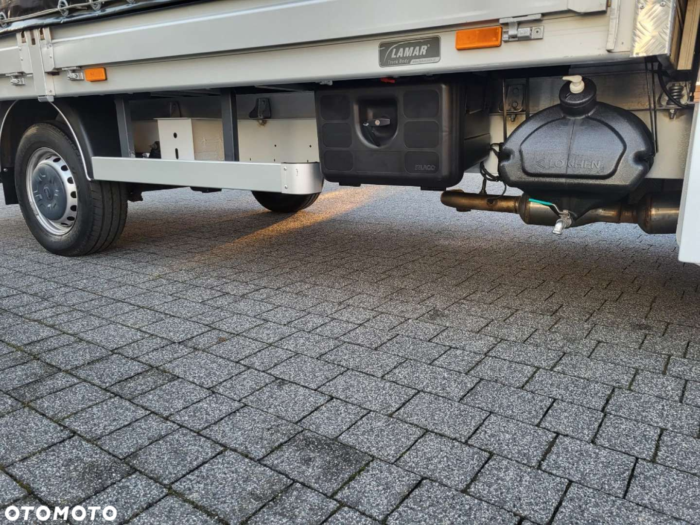 Opel Movano z windą salon Polska - 35