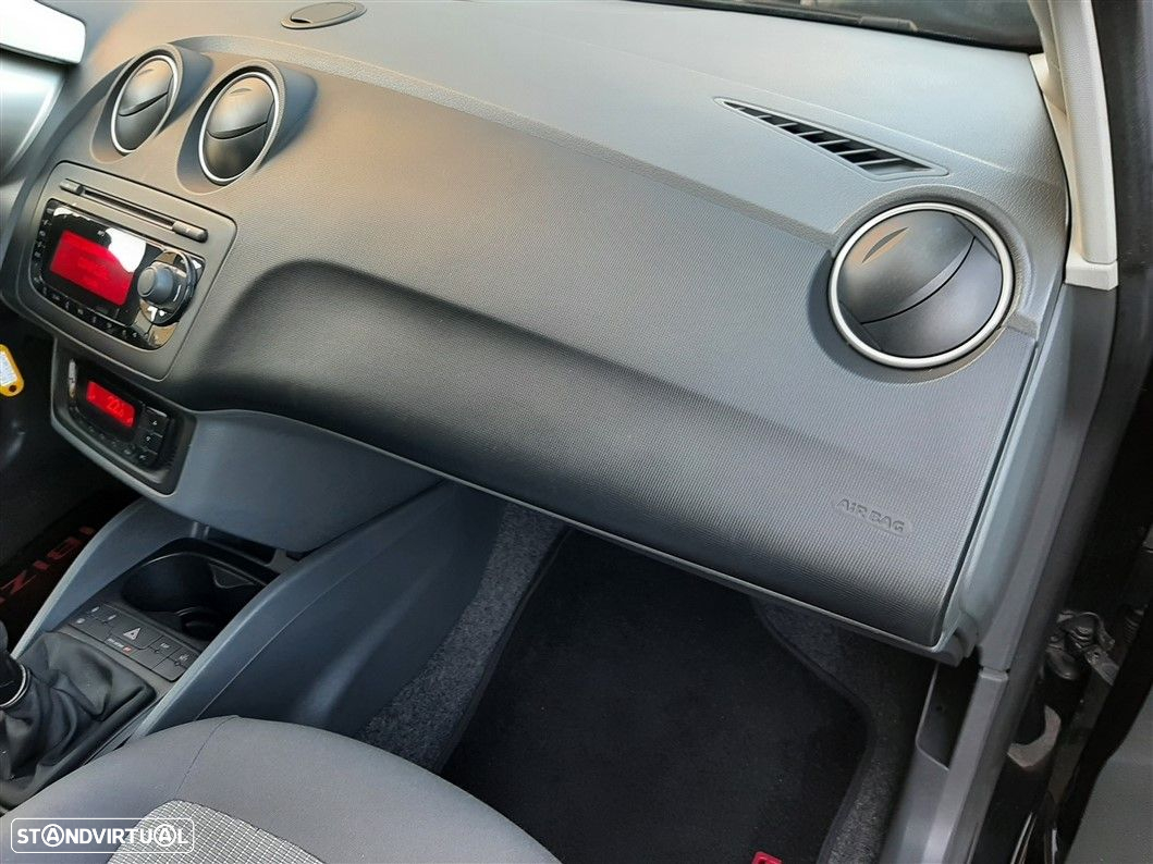 SEAT Ibiza ST 1.6 TDI Reference DPF - 27