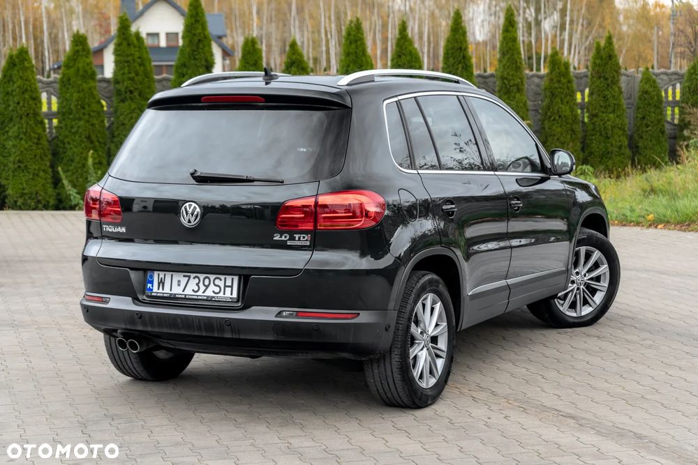 Volkswagen Tiguan 2.0 TDI DPF 4Motion BlueMotion Technology Track & Style Lounge - 10