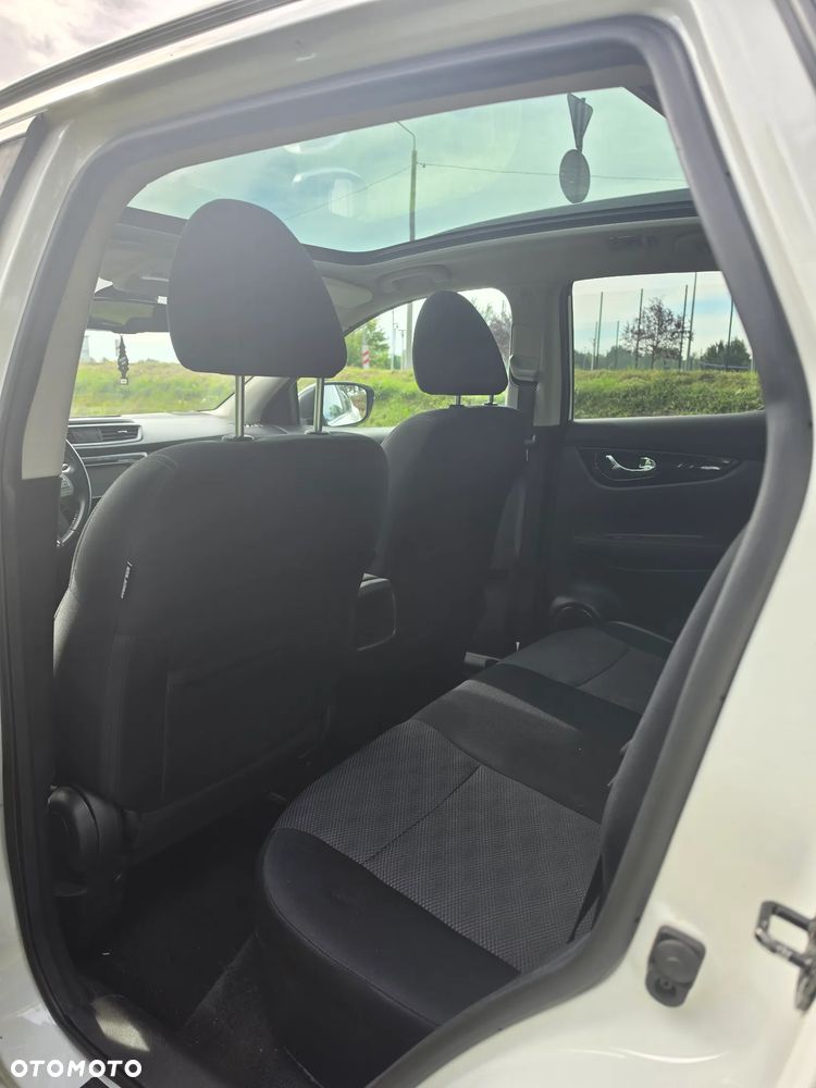 Nissan Qashqai 1.2 DIG-T Acenta Xtronic - 6