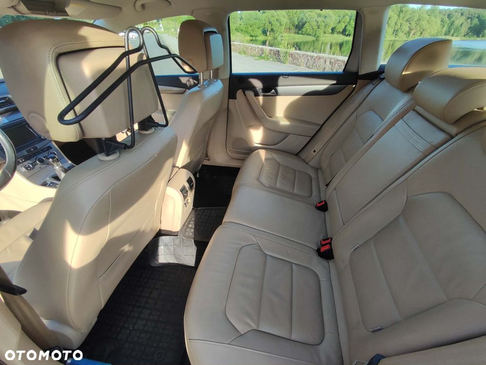 Volkswagen Passat 2.0 TDI Comfortline - 5