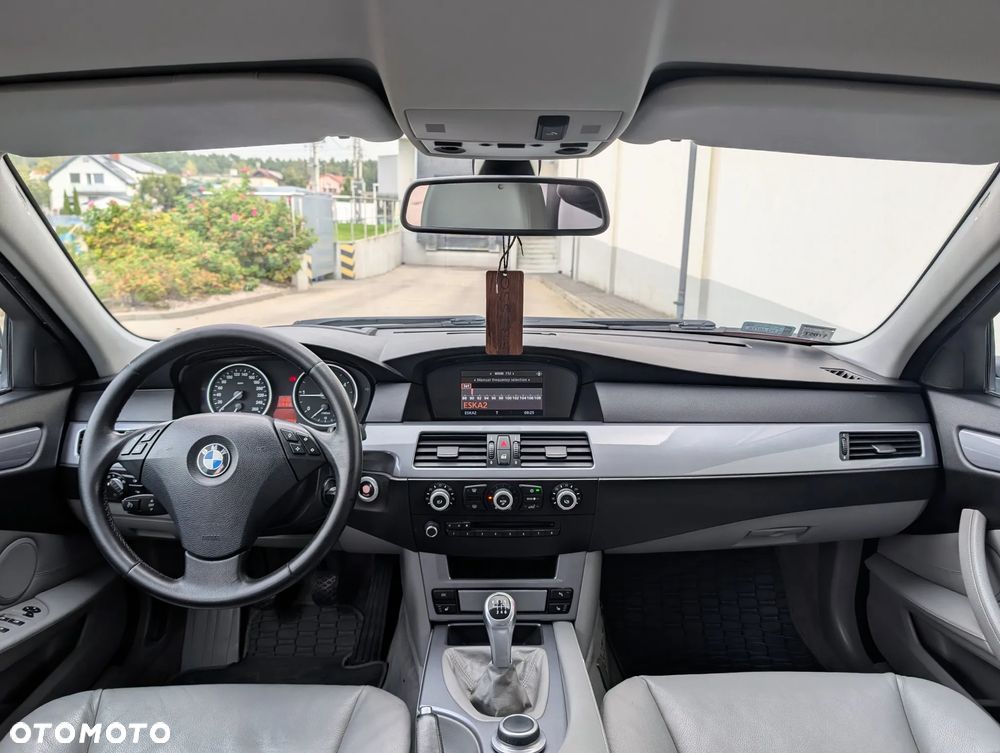 BMW Seria 5 520d Touring Edition Exclusive - 5