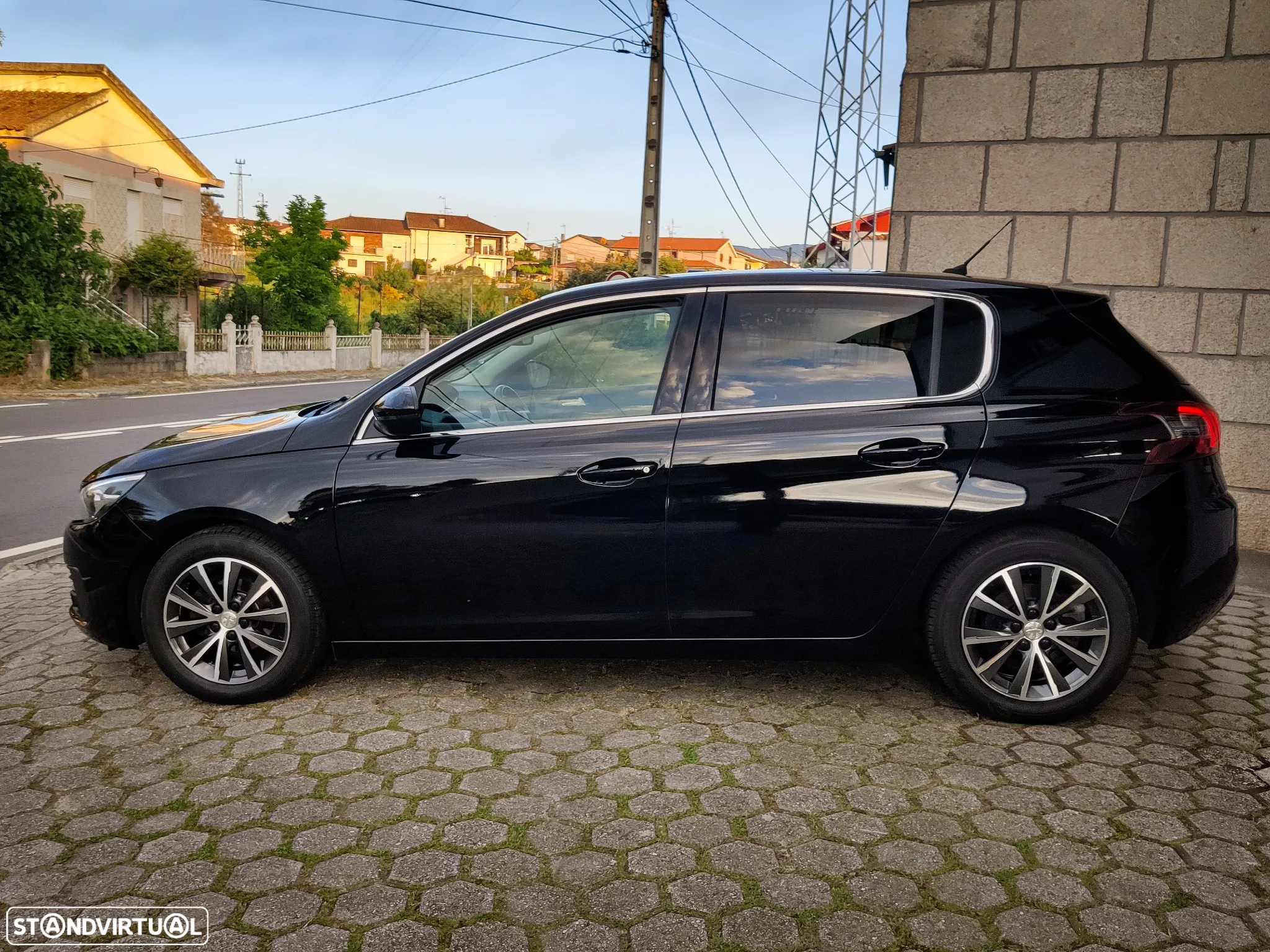 Peugeot 308 1.5 BlueHDi Allure - 4