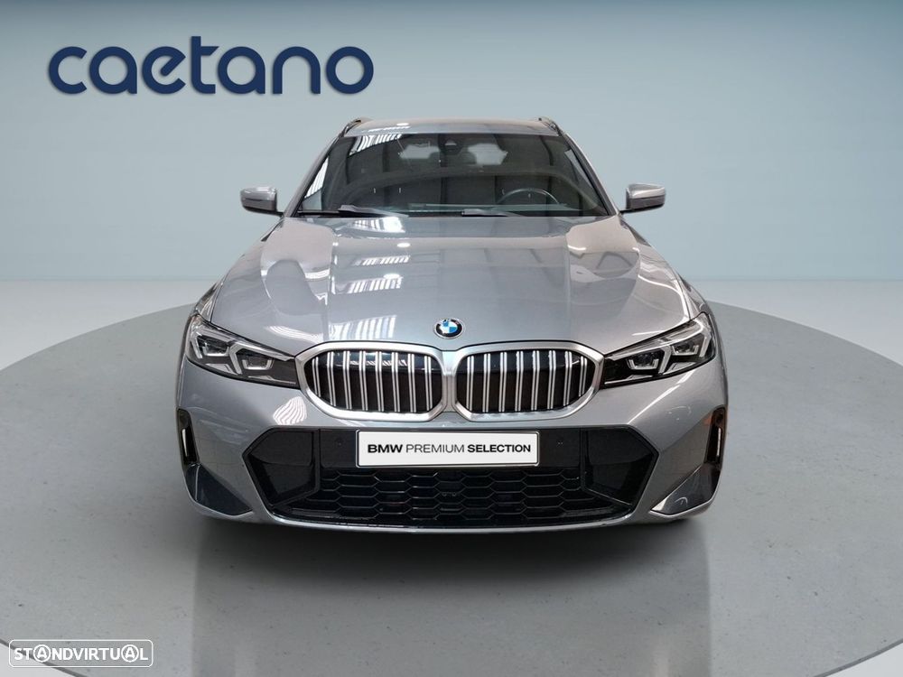 BMW 320 d Pack Desportivo M Auto - 2