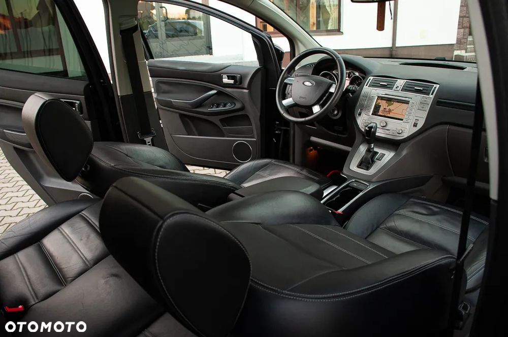 Ford Kuga 2.0 TDCi 4WD Titanium - 24