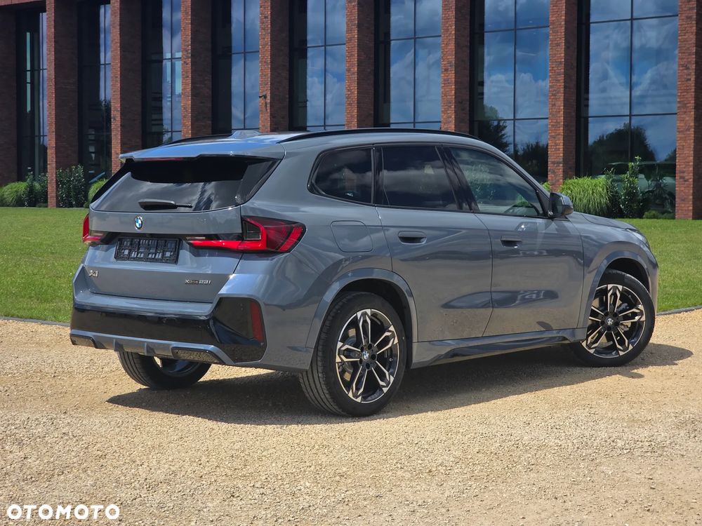 BMW X1 xDrive23i mHEV M Sport sport - 9