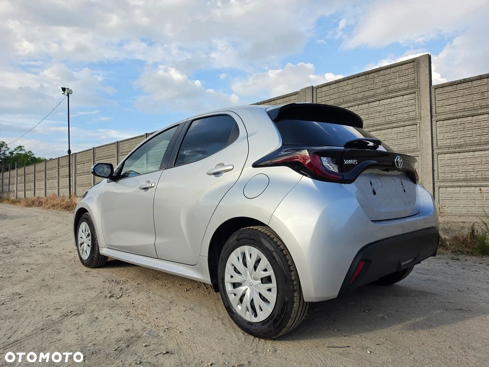 Toyota Yaris 1.5 VVT-i Comfort - 6