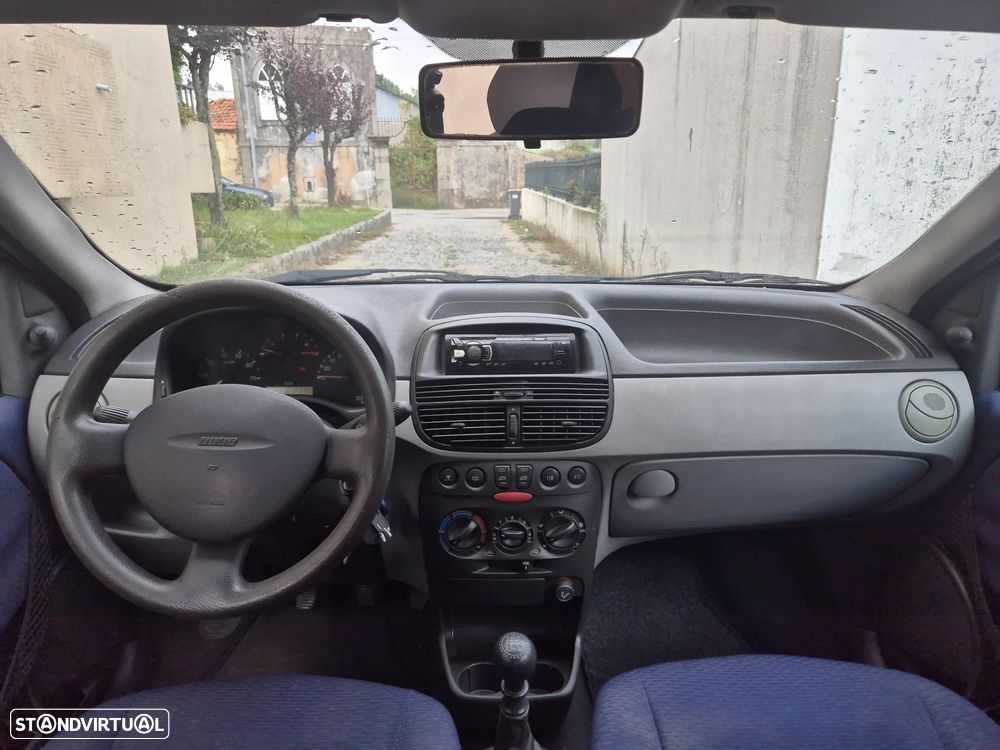 Fiat Punto 1.2 16V ELX - 5