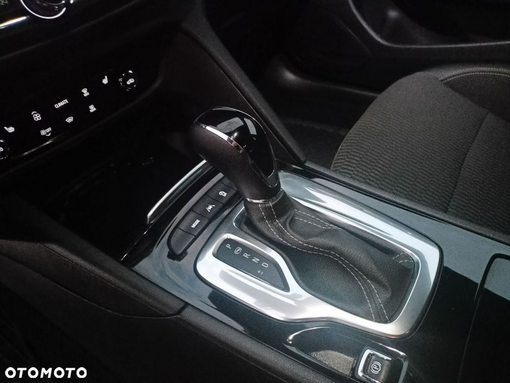 Opel Insignia - 34