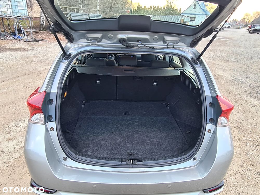 Toyota Auris - 29