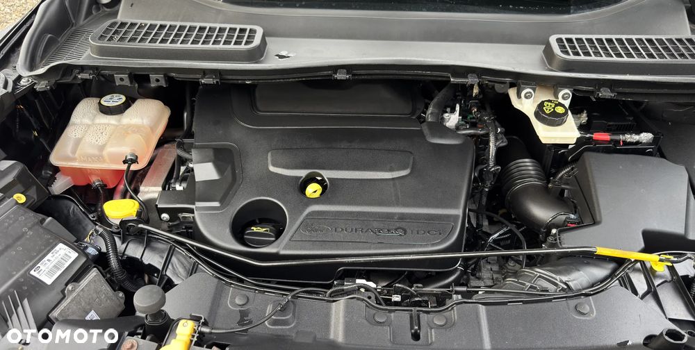 Ford Kuga 2.0 TDCi 4x4 Titanium - 34