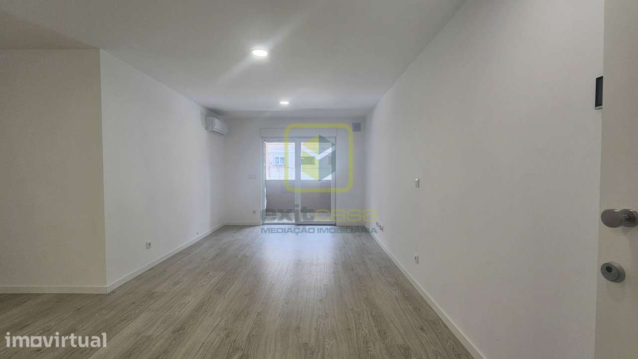 Apartamento T2 a 5 minutos do Centro de Aveiro e da Universidade - Grande imagem: 2/17