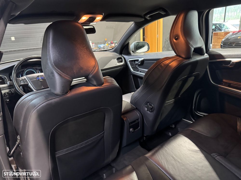 Volvo V60 1.6 D2 Drive R-Design Start/Stop - 19