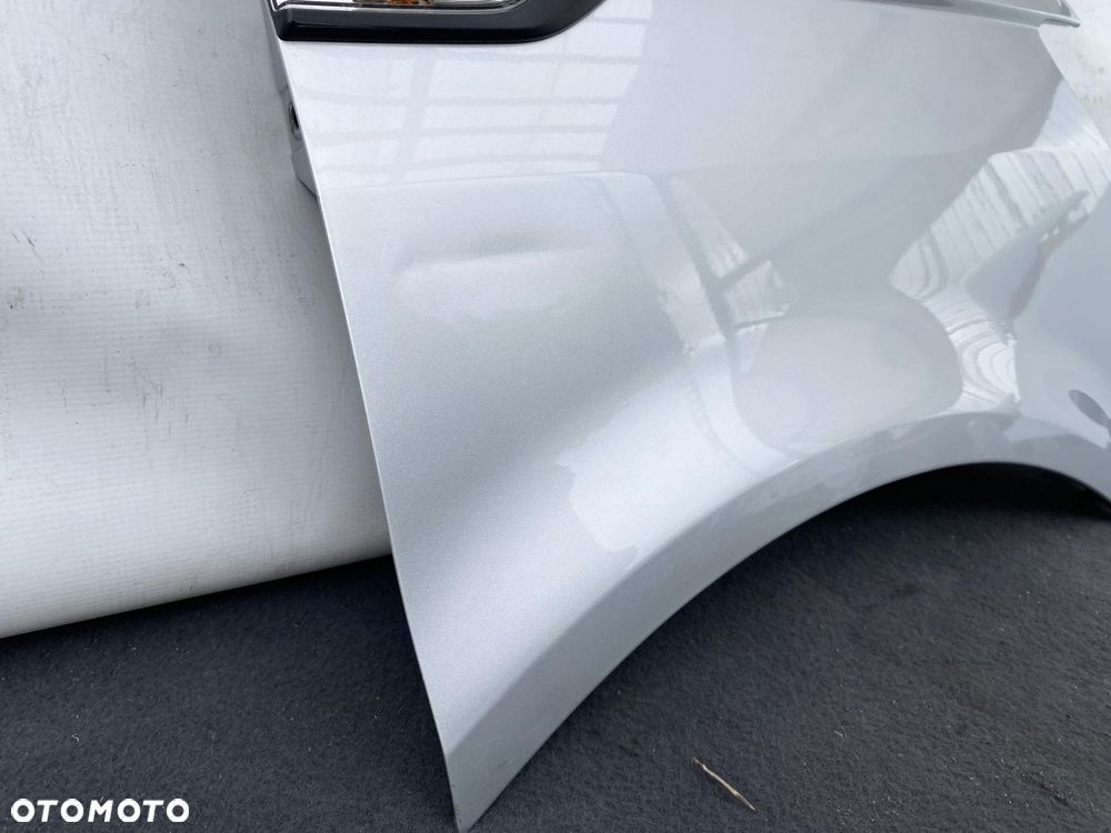 VW TRANSPORTER T6 15- BŁOTNIK PRZEDNI PRZÓD PRAWY SREBRNY METALIK 7E0821196 - 4
