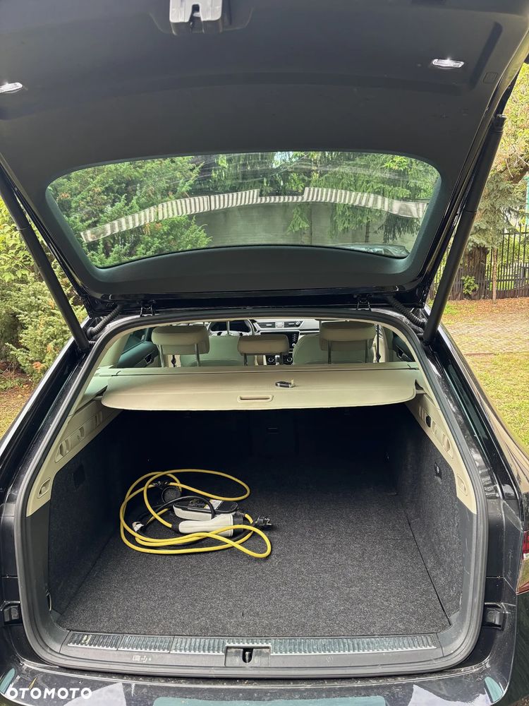 Skoda Superb 1.4 TSI Plug-In Hybrid L&K DSG - 9