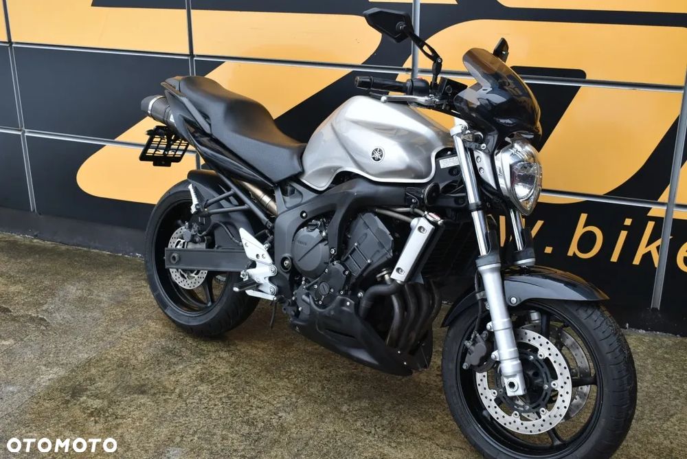 Yamaha FZ6 - 2