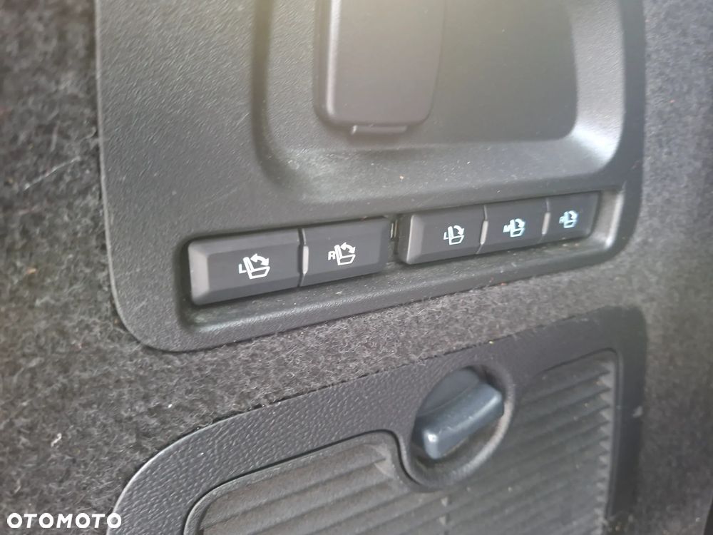 Ford Galaxy 1.5 EcoBoost GPF Titanium - 40