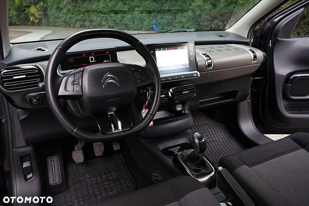 Citroën C4 Cactus 1.2 PureTech GPF Shine S&S - 26