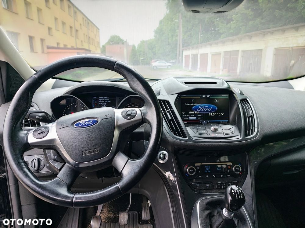 Ford Kuga 2.0 TDCi FWD Titanium - 6