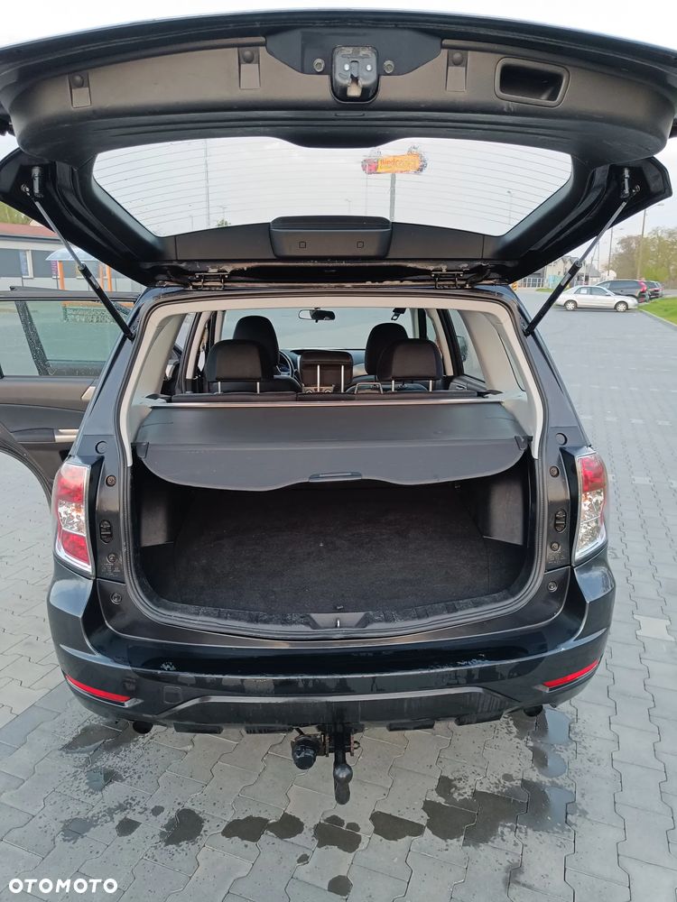 Subaru Forester 2.0D XC 000 - 12