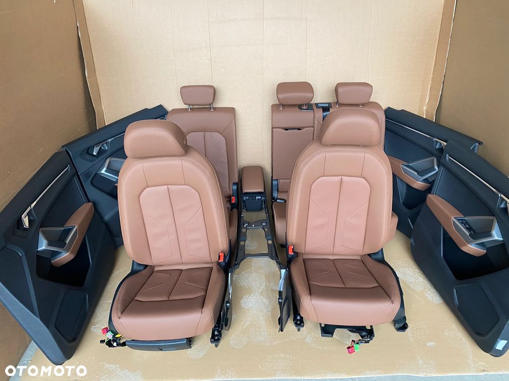 Audi Q3 83A kompletny środek Fotel fotele kanapa skóra boczki brązowe 32km - 21