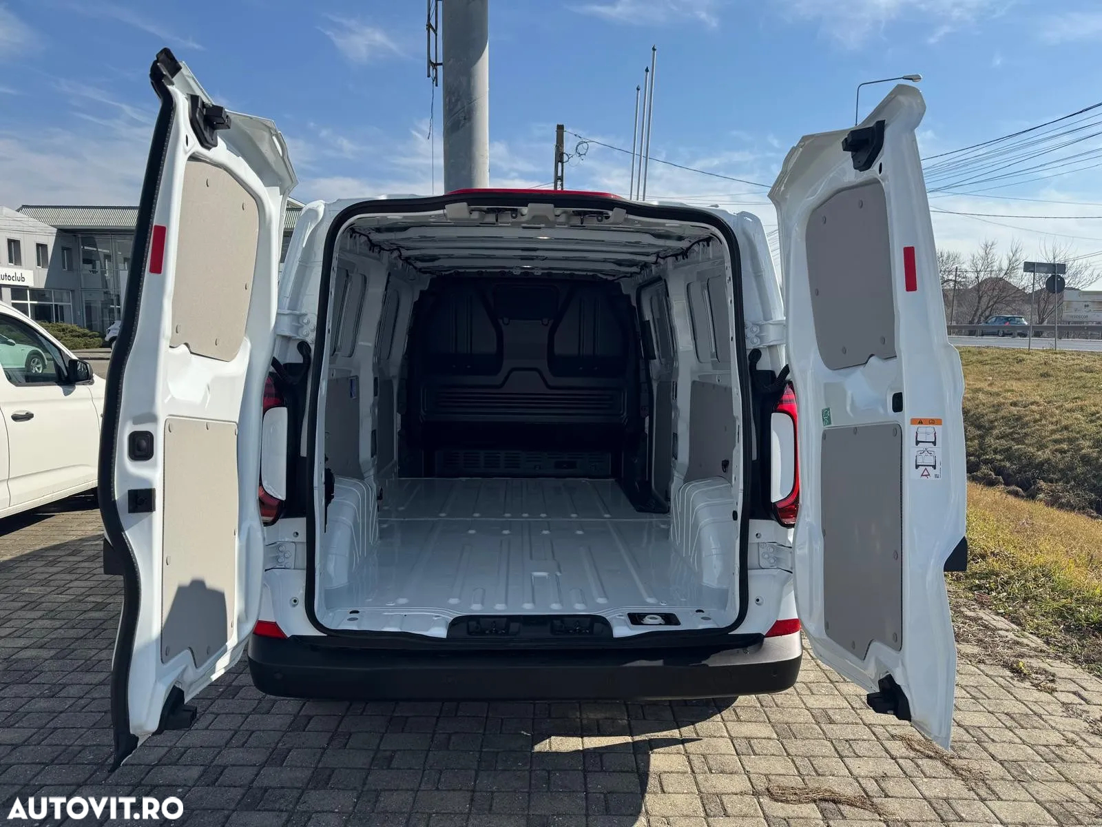 Volkswagen Transporter - 6