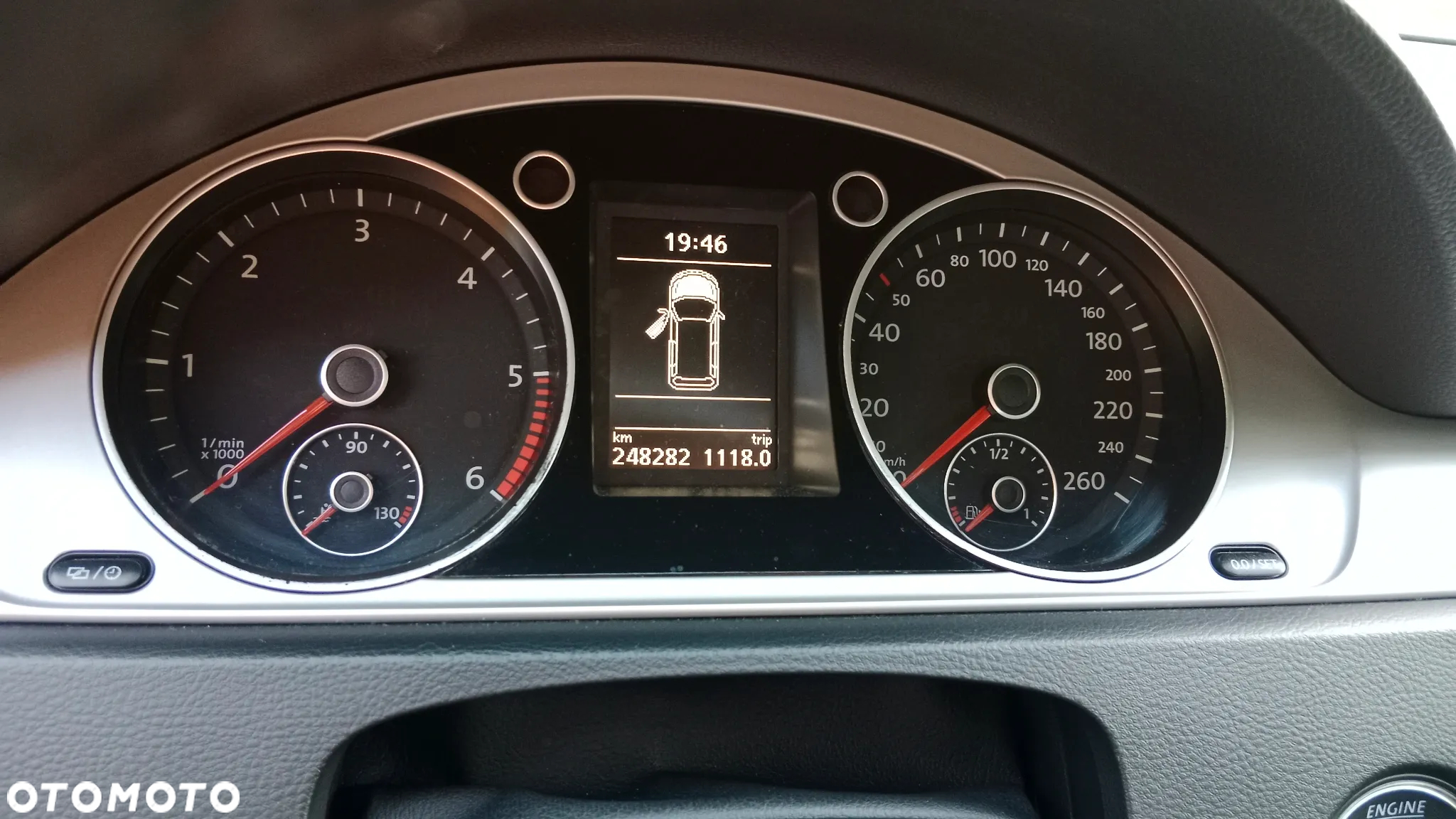 Volkswagen Passat 1.6 TDI Comfortline - 30