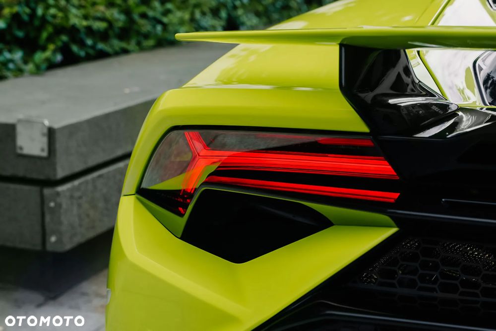 Lamborghini Huracan - 17